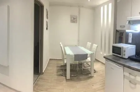 Διαμέρισμα Zsuzsi