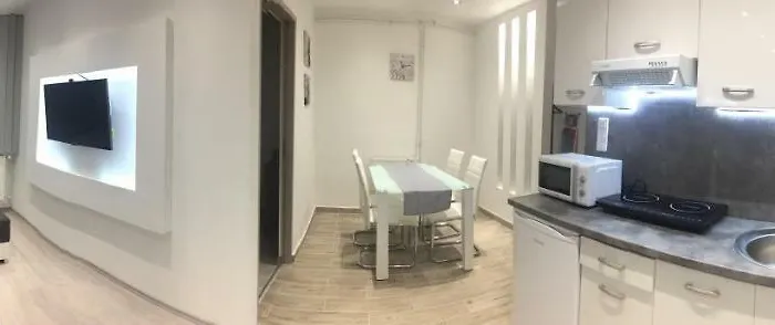 Διαμέρισμα Zsuzsi